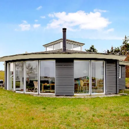 Stunning In Esby With 3 Bedrooms, Internet And Jacuzzi Holiday home Orby